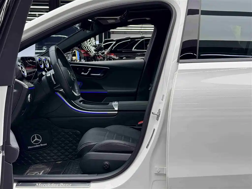 Mercedes-Benz C-Class New Energy 2024 C 350 eL фото 6