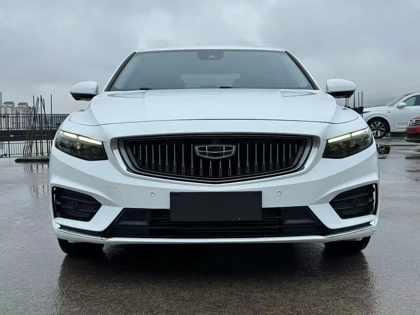 Фото 2 - Geely Preface