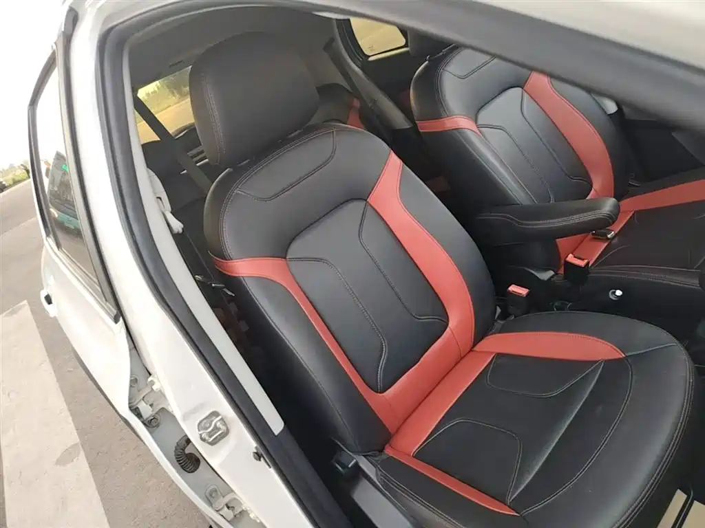 Haval H1 2017 Blue Label 1.5L AMT Luxury фото 25