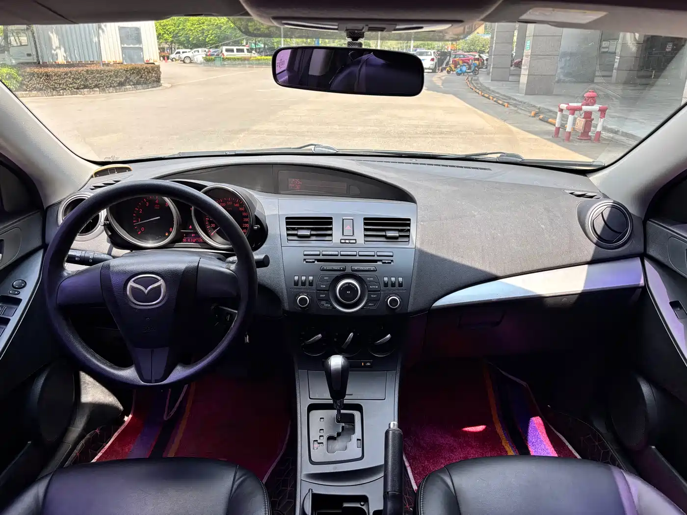 Mazda Mazda3 Axela 2012 2012 Hatchback 1.6L Automatic Elite