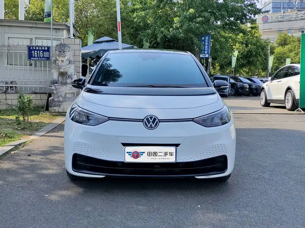 Volkswagen ID.3 2024 Outstanding Edition фото 2