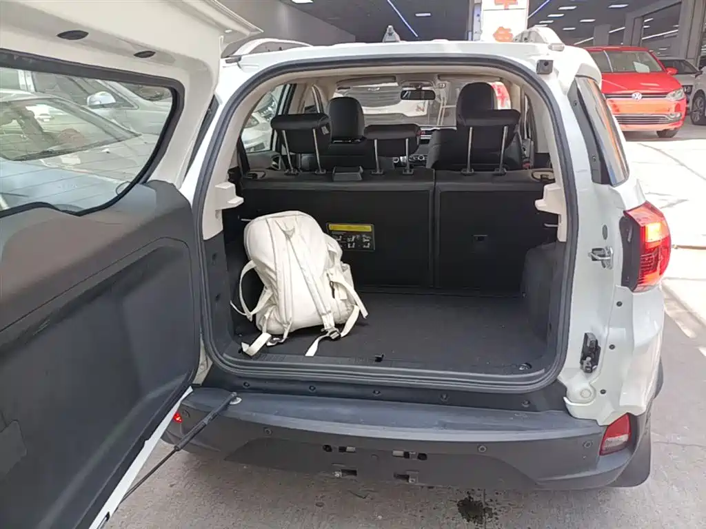 BYD Yuan 2016 1.5L Manual Premium фото 19