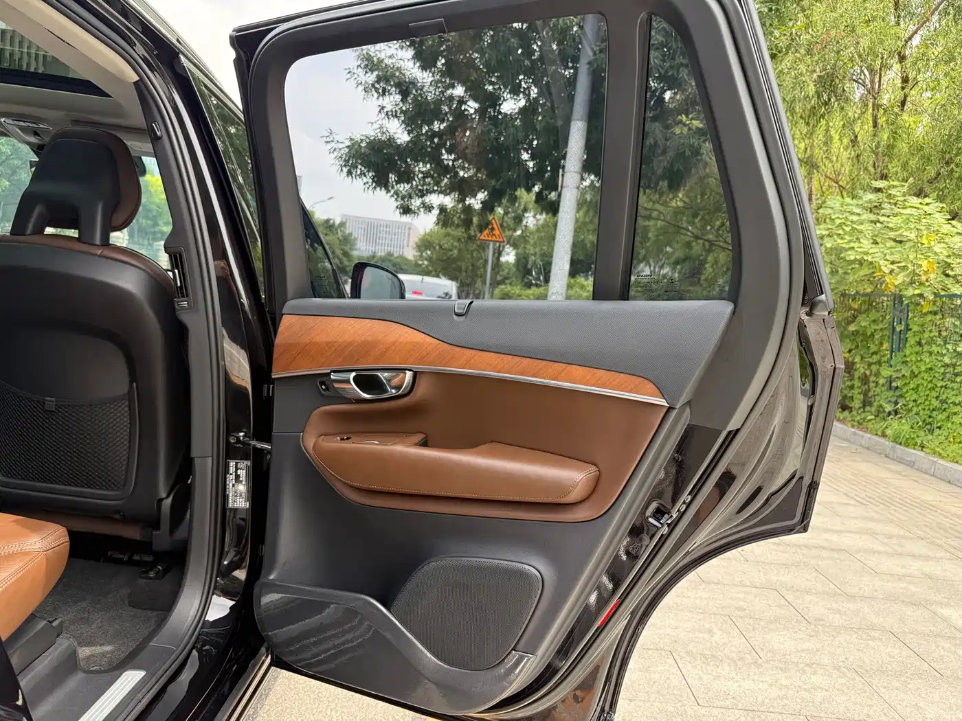 Фото 16 - Volvo XC90