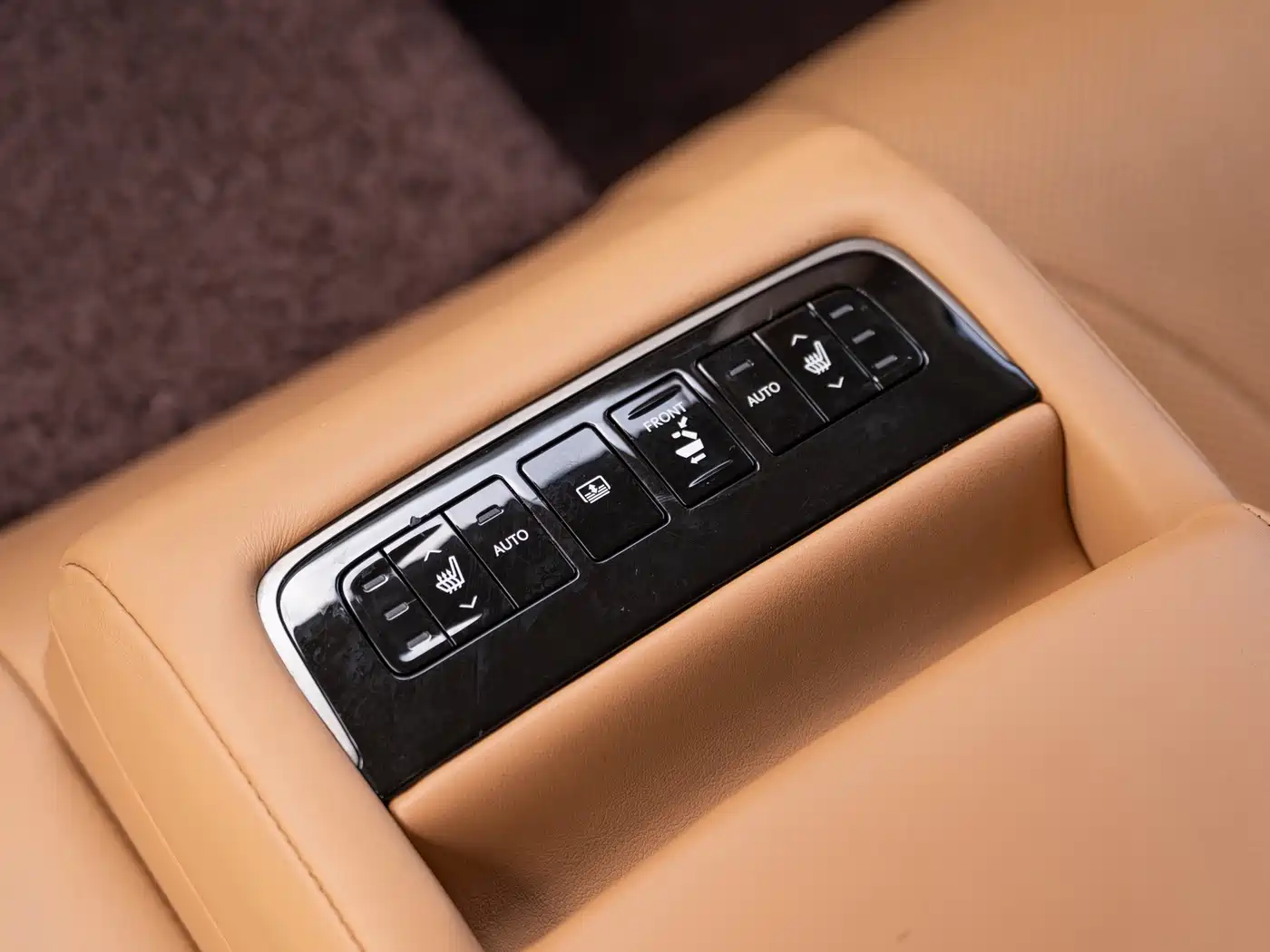 Lexus LS, миниатюра 18