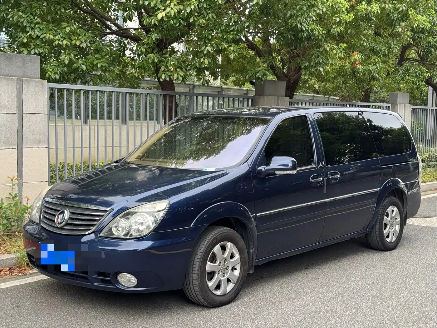 Buick GL8 2010