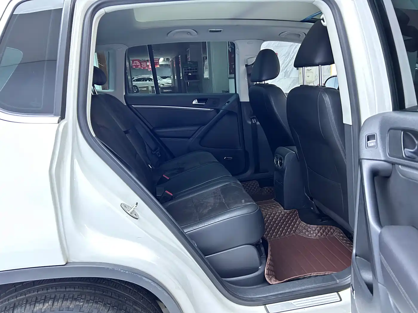 Volkswagen Tiguan 2013 2.0TSI Automatic AWD Flagship Edition фото 11