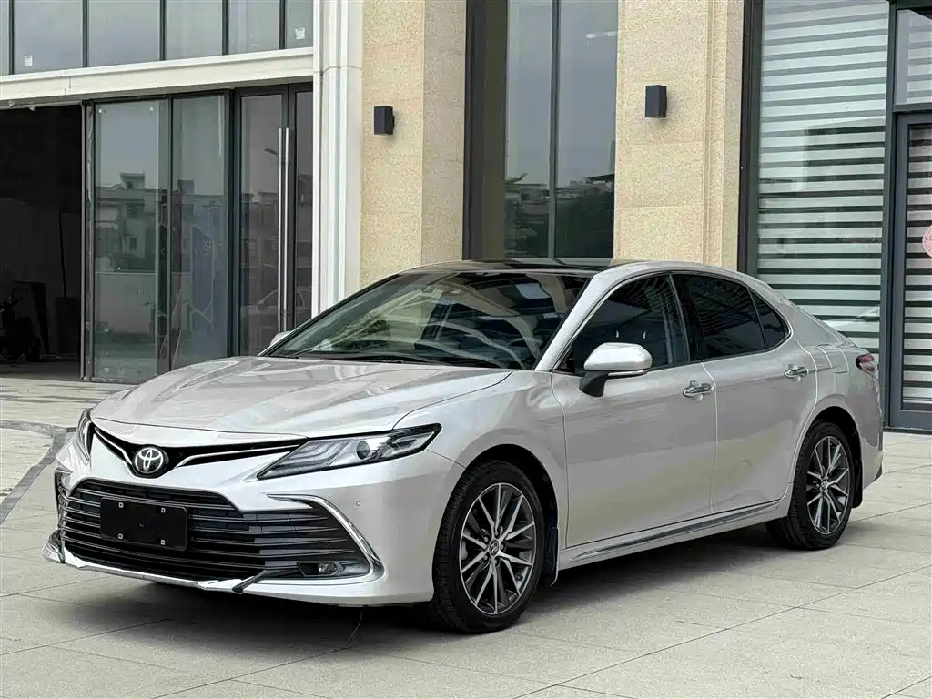 Toyota Camry 2023 2.5G Luxury Edition