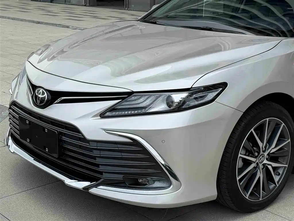 Toyota Camry 2023 2.5G Luxury Edition фото 7