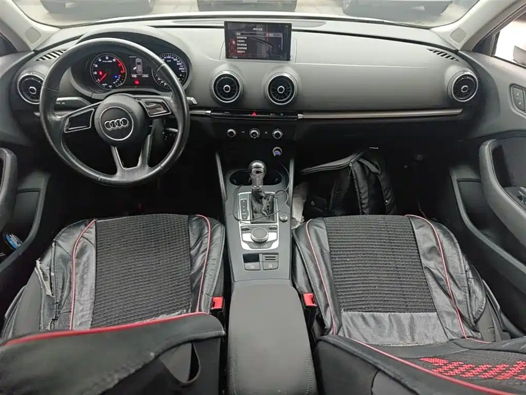 Audi A3 2017 Sportback 35 TFSI Progressive фото 10