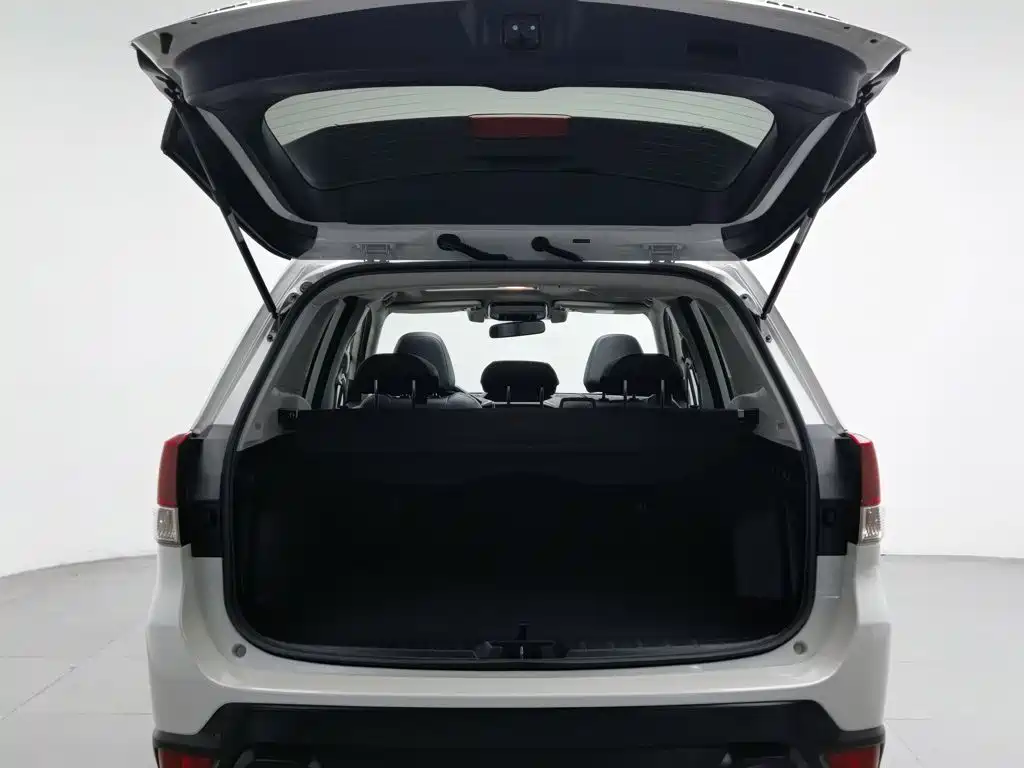 Photo 16 - Subaru Forester