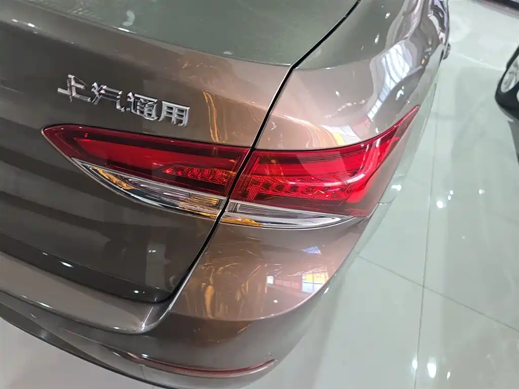 Buick Excelle 2021 Facelift Exemplar 1.5L Auto Elite фото 8