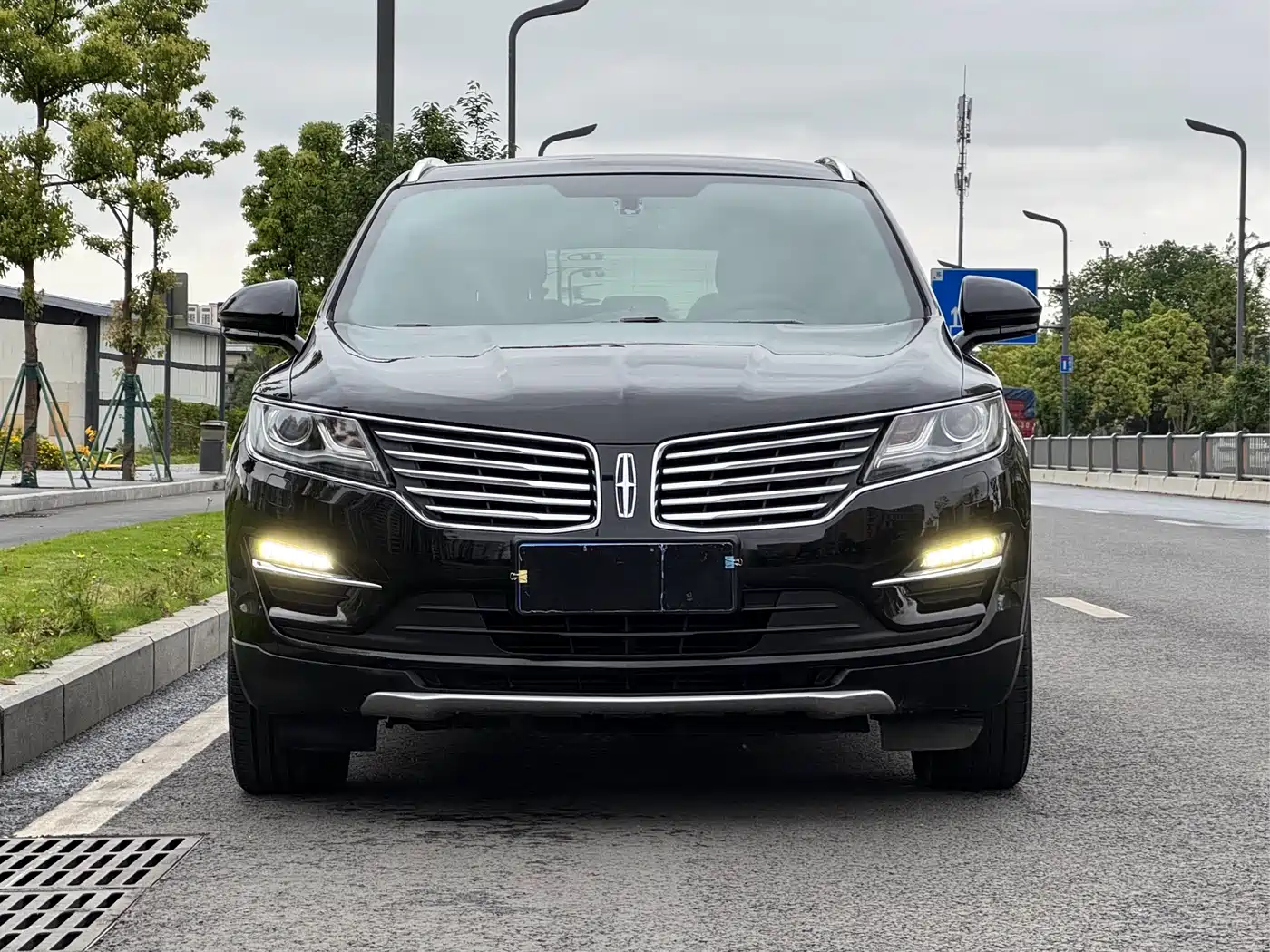 Lincoln MKC 2018 2017 2.0T 2WD Exclusive Edition