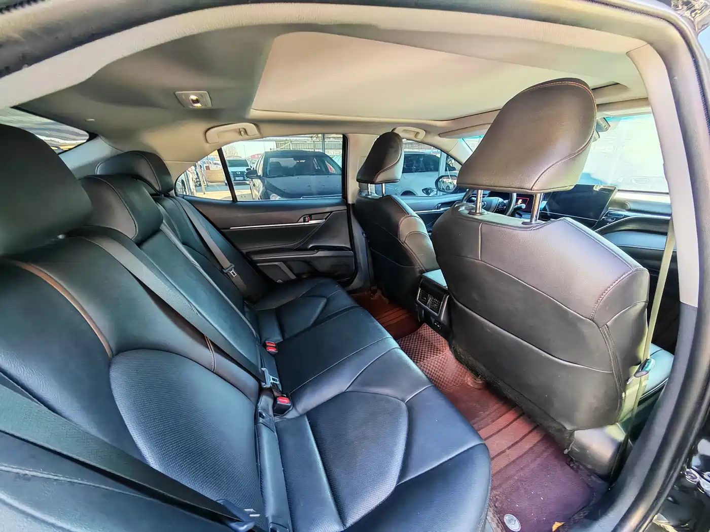 TOYOTA CAMRY