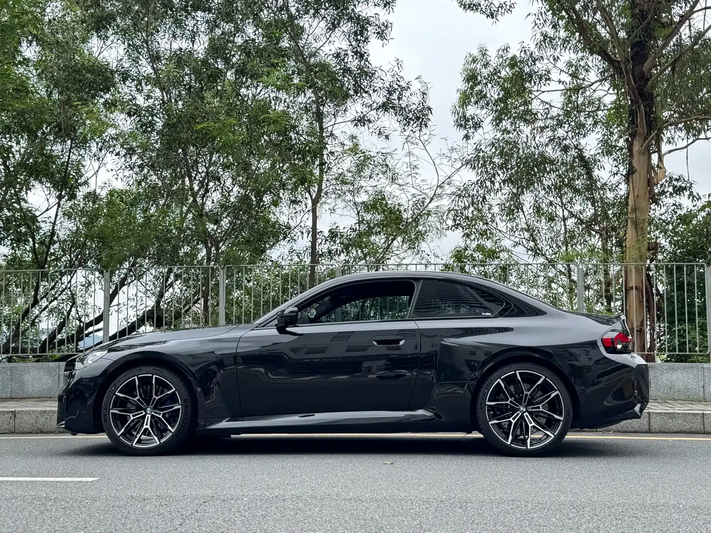 BMW M2 2024 M2 фото 8