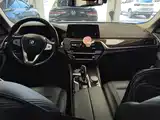 صورة 10 - BMW 5 Series