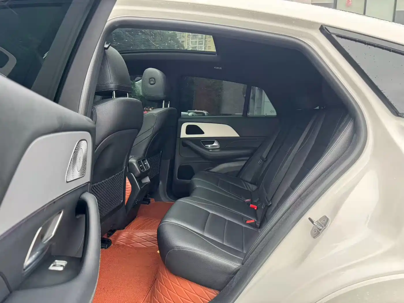 Mercedes-Benz GLE Coupe 2020 GLE 350 4MATIC Coupe SUV Fashion фото 6