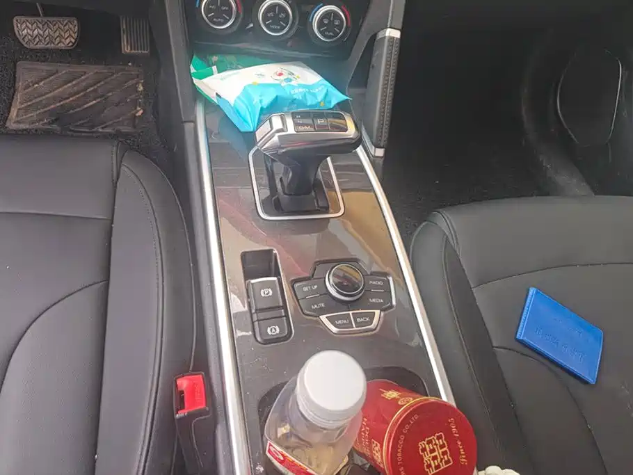 Photo 16 - Haval H6