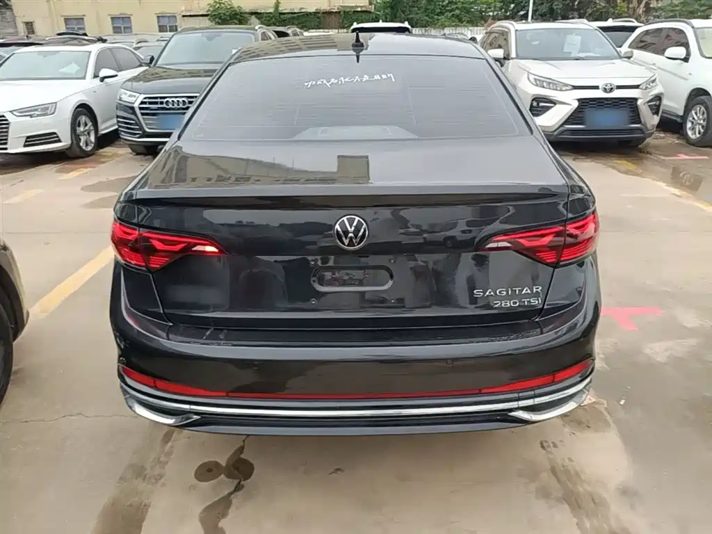 Volkswagen Sagitar 2023 Model Year 280TSI DSG Surpass Edition фото 6