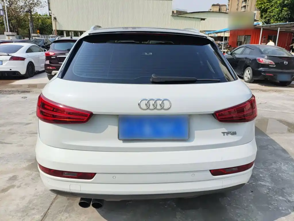 Фото 4 - Audi Q3