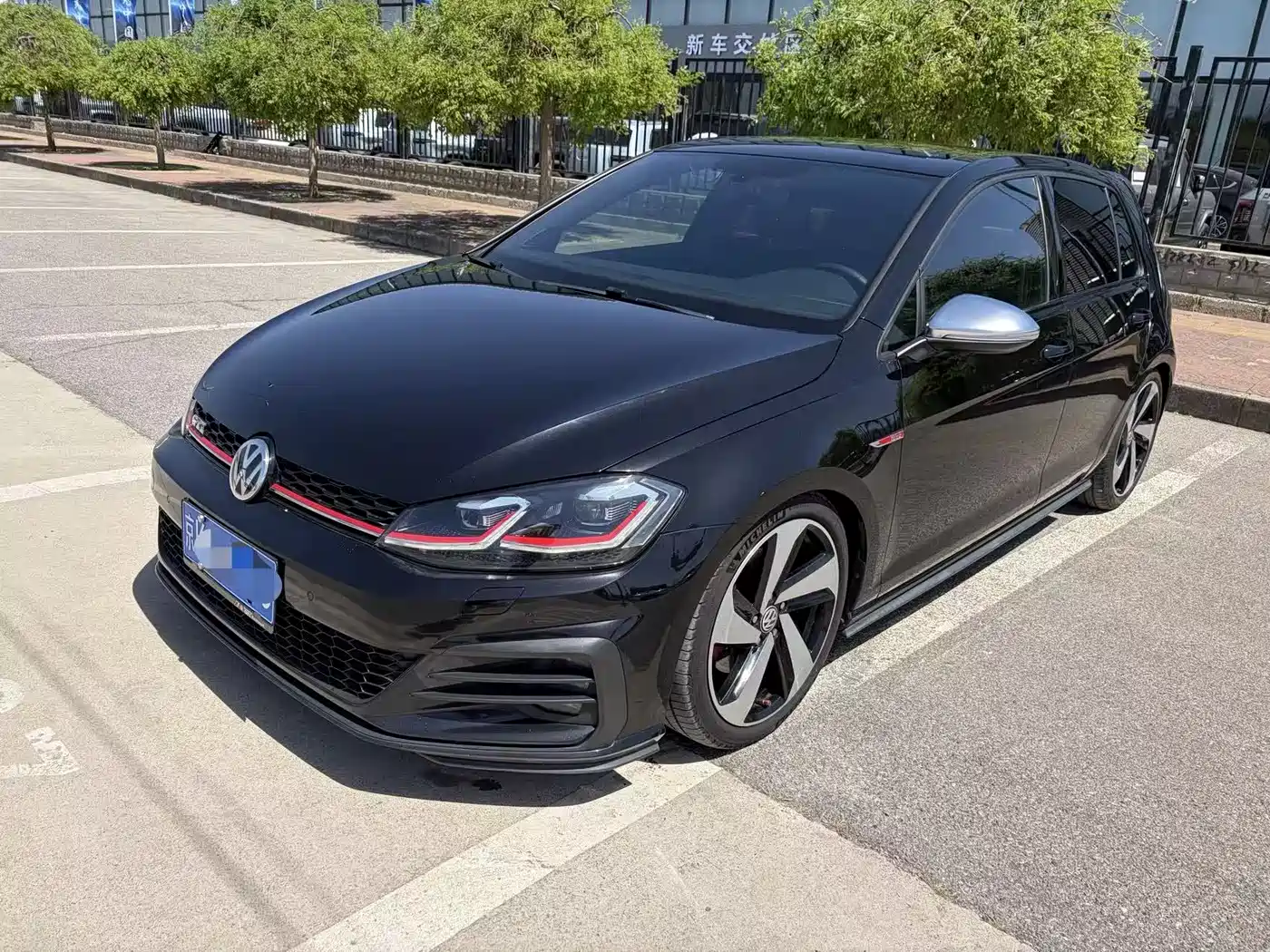 Volkswagen Golf GTI 2018 2.0TSI GTI