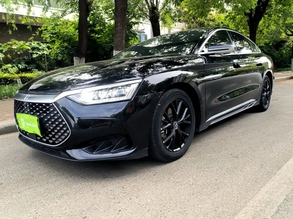 BYD Han 2024 DM-i Glory Edition 121KM Premium