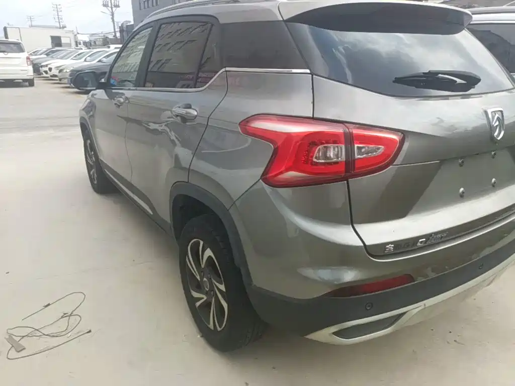 Baojun 510 2019 2017 1.5L Auto Luxury