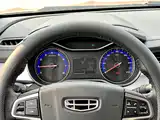 Фото 14 - Geely Vision