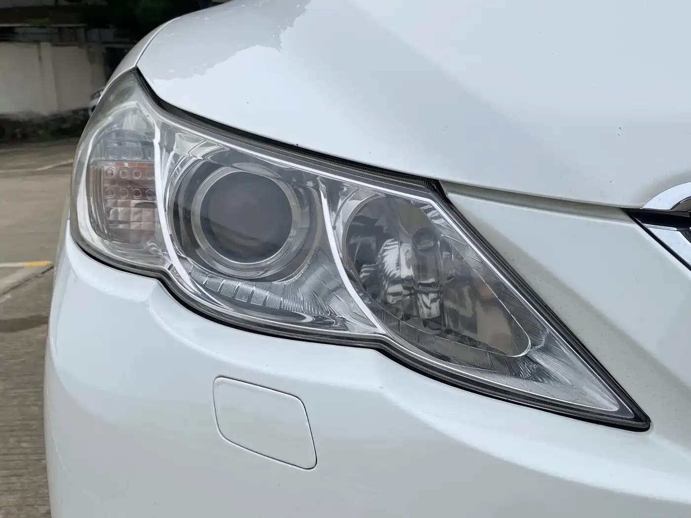 Toyota Reiz 2010 2.5V Elegance Elite Edition фото 20