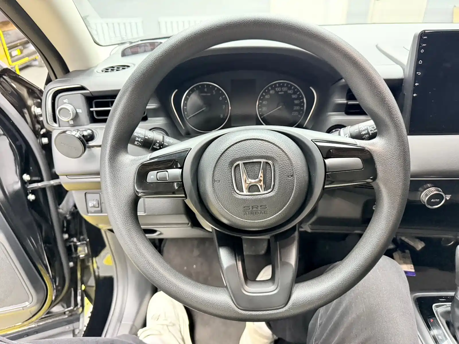 Photo 18 - Honda Vezel