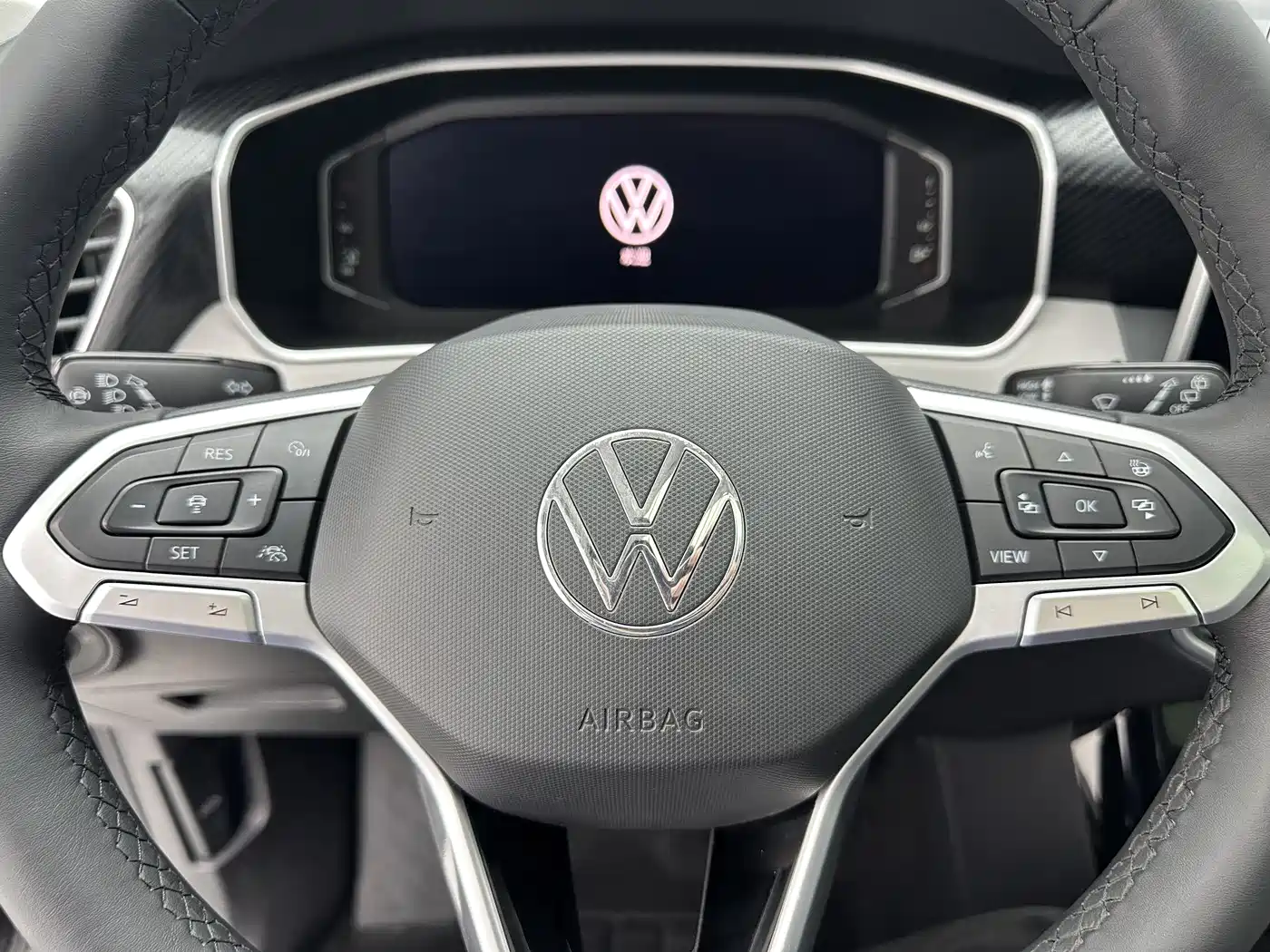 Volkswagen Tayron 2023 280TSI 2WD Luxury Plus Advanced Edition фото 14