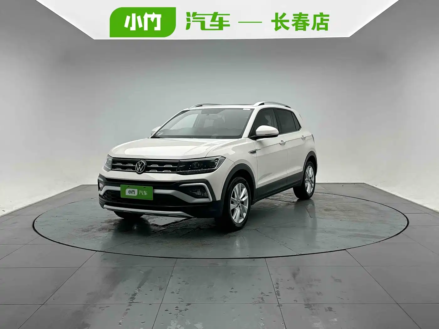 Фото 1 - Volkswagen T-Cross