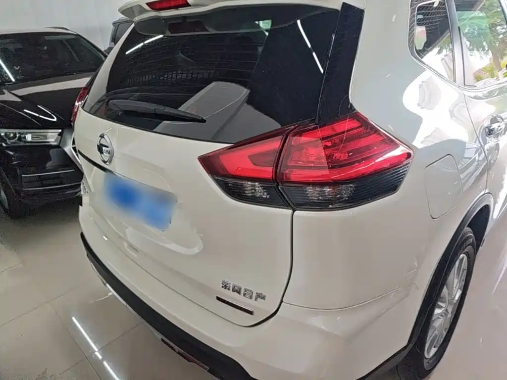 Nissan X-Trail 2019 2.0L CVT Smart Comfort 2WD 6