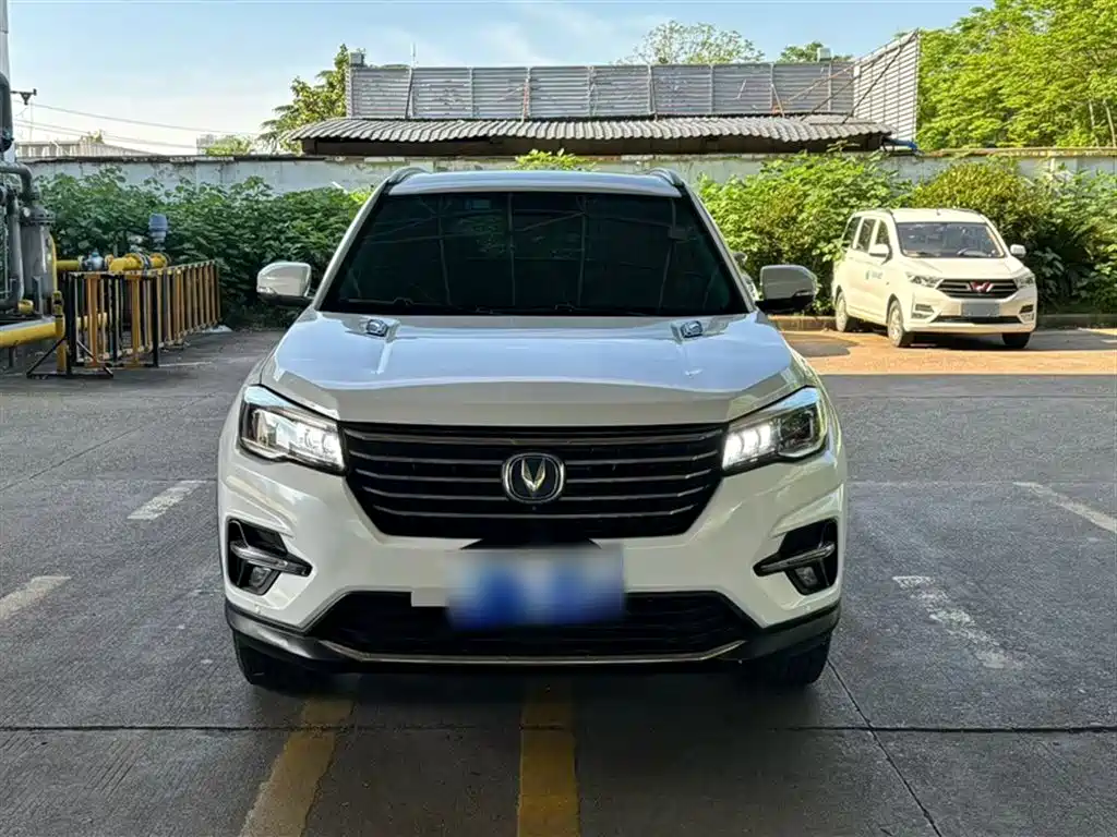 Фото 3 - Changan CS75