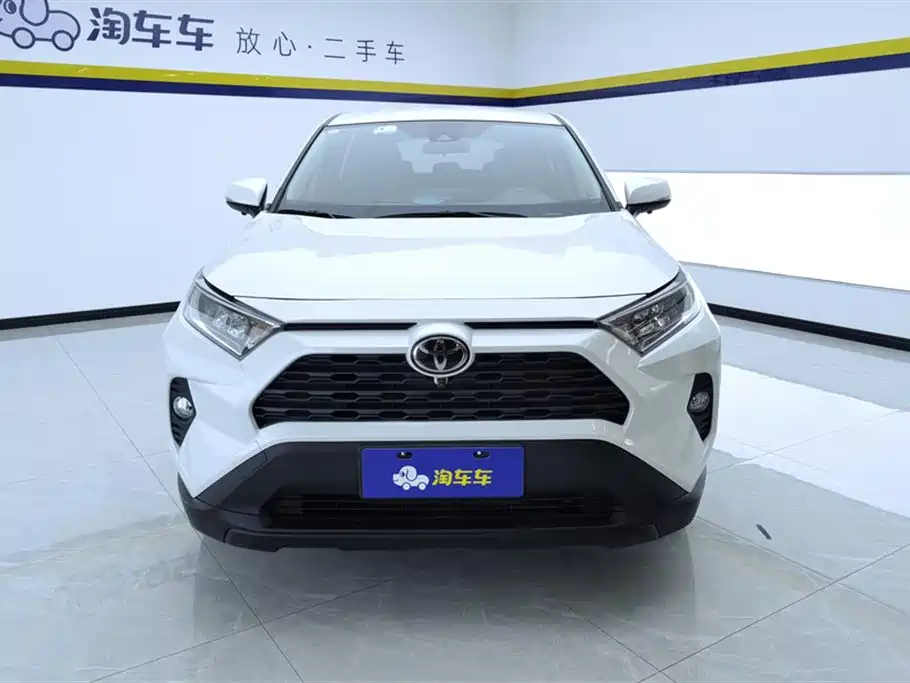 Toyota RAV4 Rongfang 2021 2.0L CVT 2WD Urban фото 2
