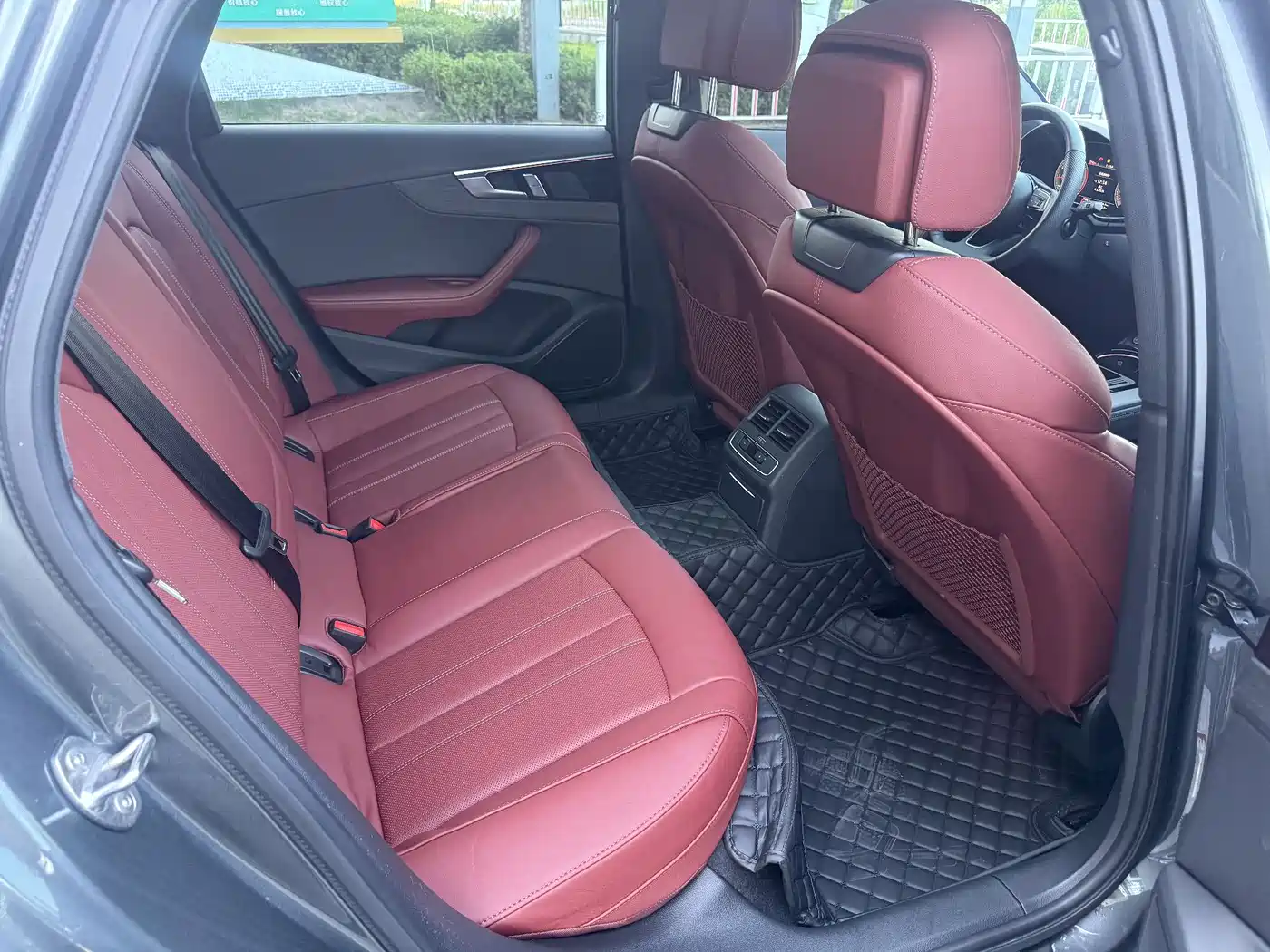 Audi A4L 2024 40 TFSI Luxury Dynamic фото 11