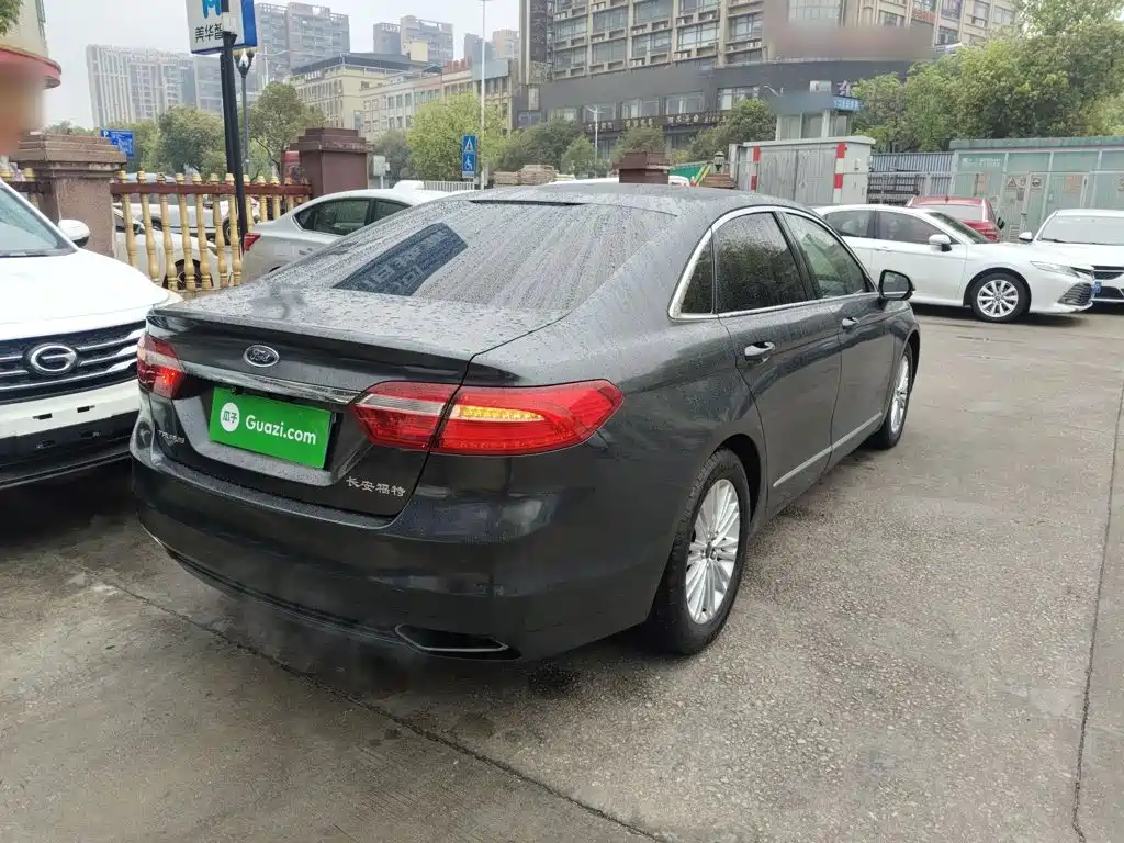Ford Taurus 2016 2015 EcoBoost 245 Fashion