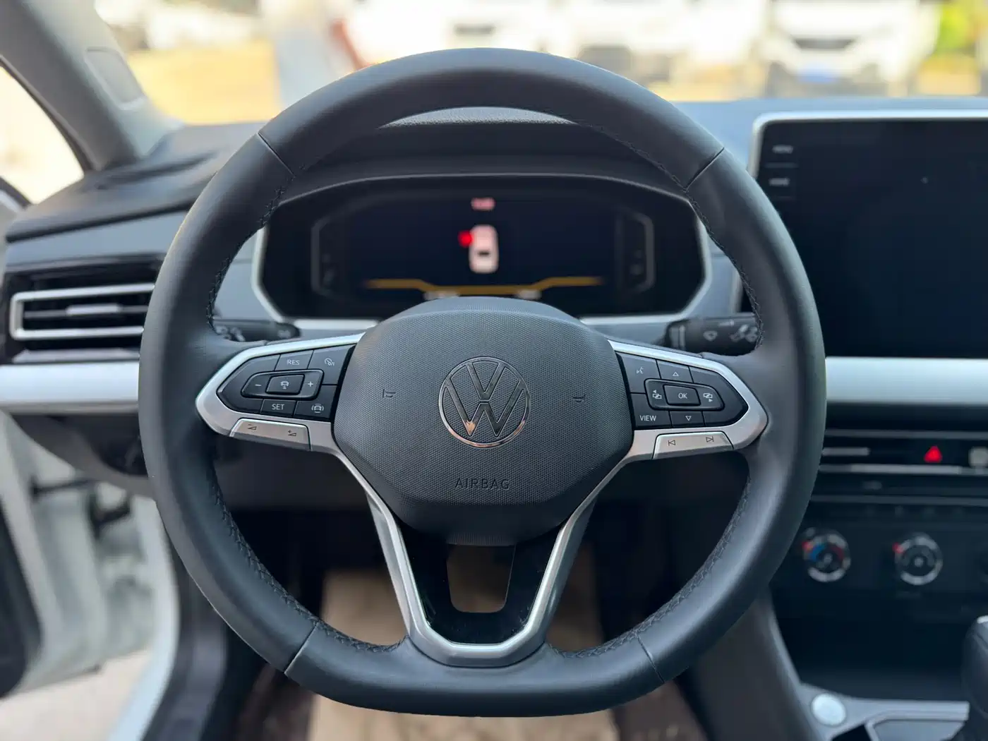 Volkswagen Lavida 2024 Model 1.5L Automatic Starlight 5 Million Edition фото 10