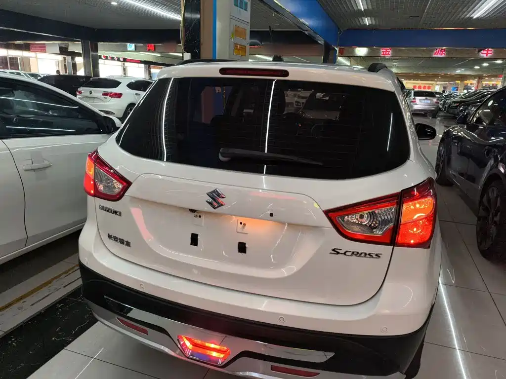 Suzuki SX4 S-Cross 2014 2014 1.6L CVT 2WD Progressive