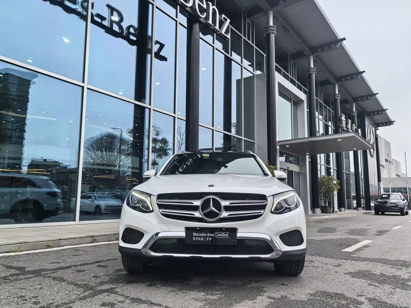 Mercedes-Benz GLC 2019 Model GLC 200 L 4MATIC фото 2