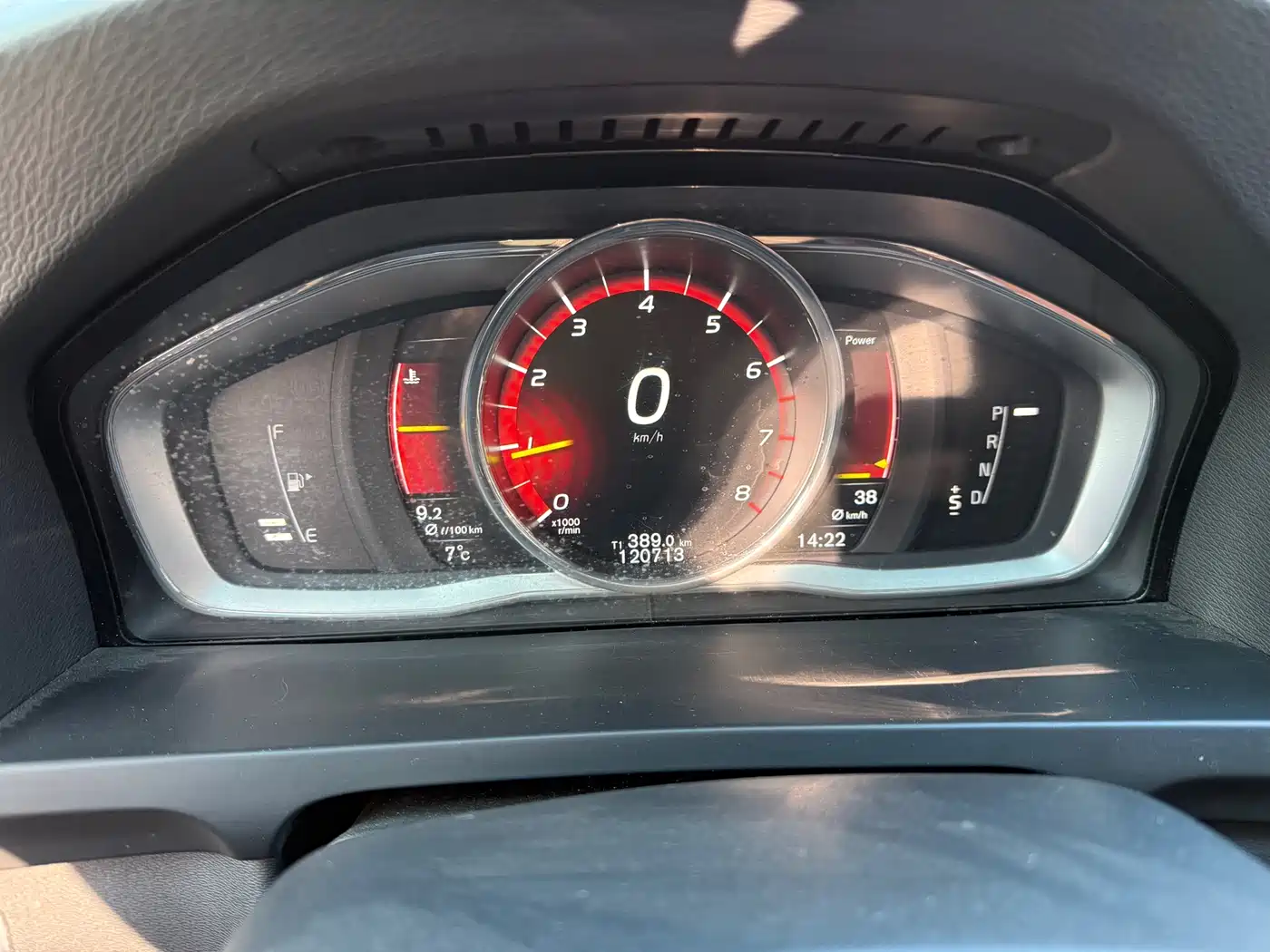 Фото 14 - Volvo S60