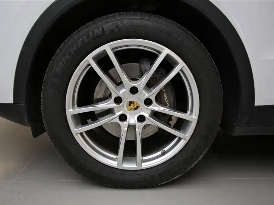 Porsche Cayenne 2018 Cayenne 3.0T фото 12