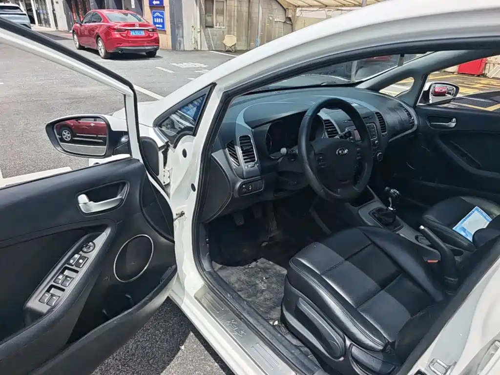 Kia K3S 2015 2014 1.6L Manual GLS