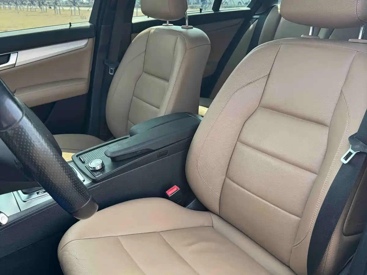 Mercedes-Benz C-Class (Import) 2011 C 200 Fashion Wagon Edition фото 5