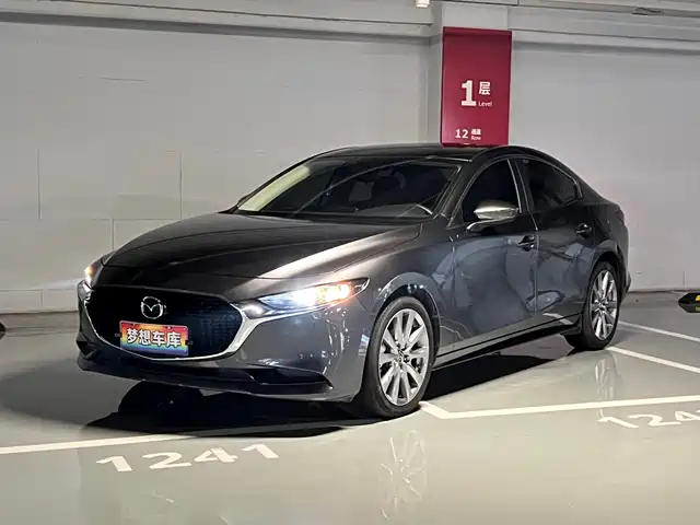 Mazda 3 Axela 2021