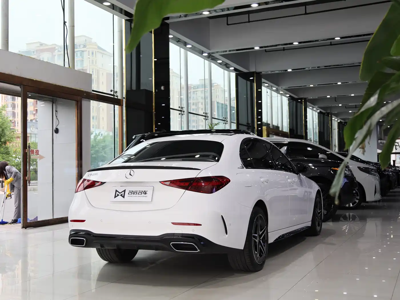 Mercedes-Benz C-Class 2023 Facelift II C 260 L Night Edition фото 17