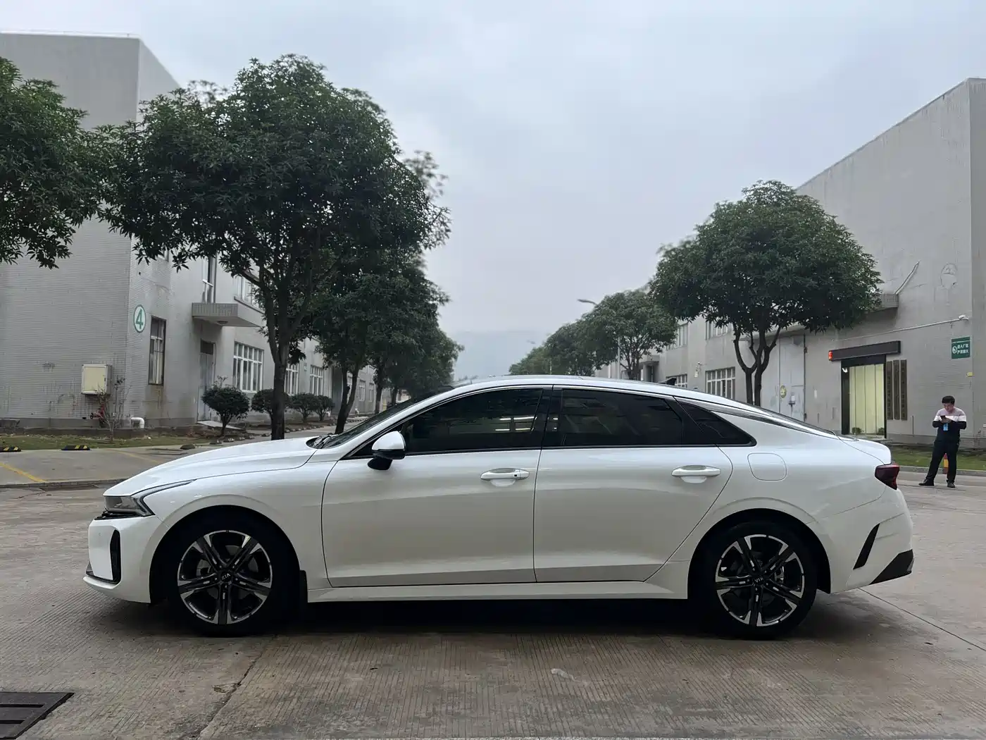 Kia K5 2020 270T CVVD Luxury Edition фото 3