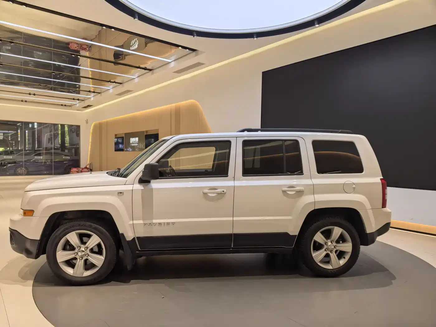 Jeep Patriot 2015 2014 2.4L Sport