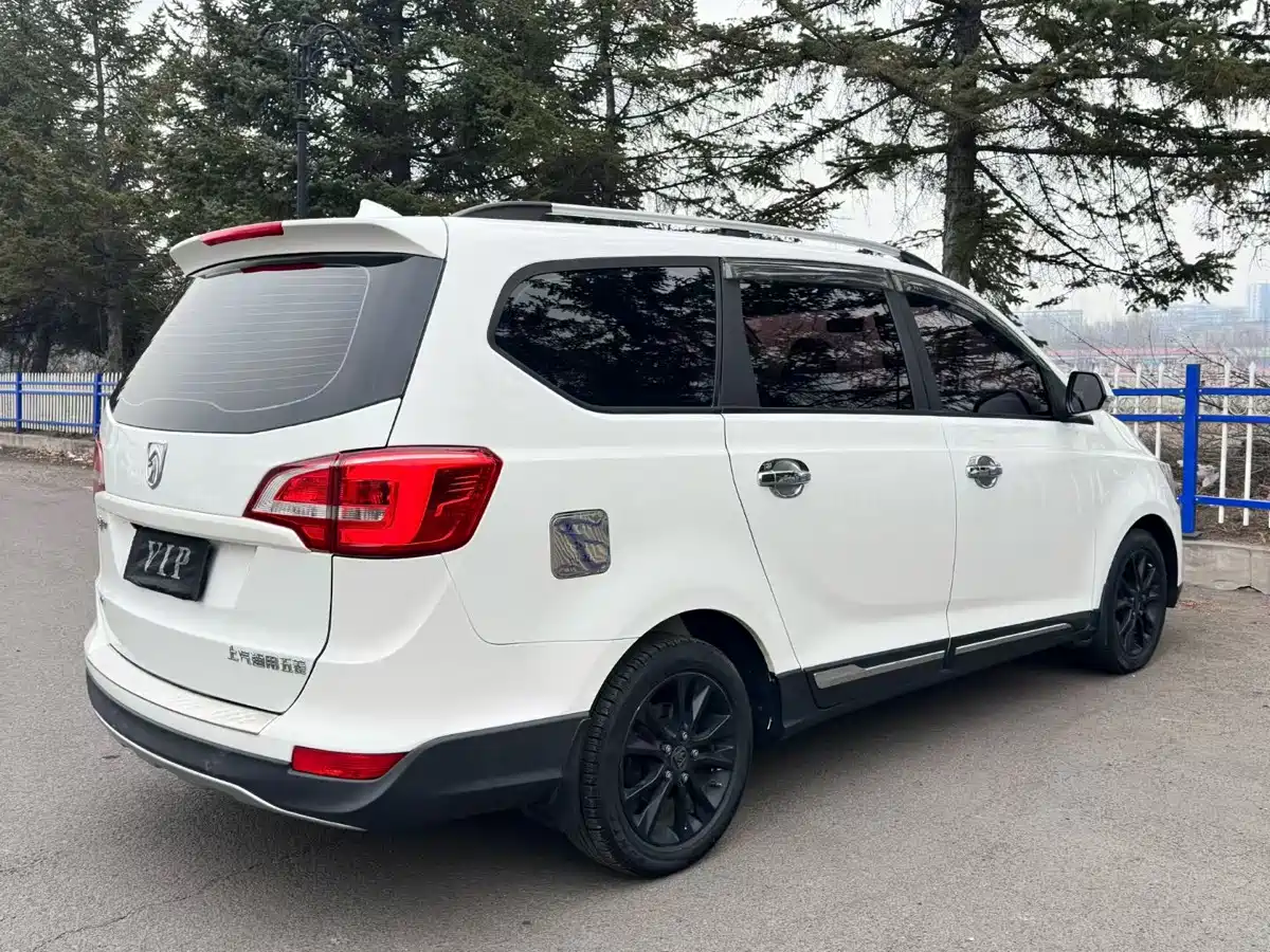 Фото 7 - Baojun 730