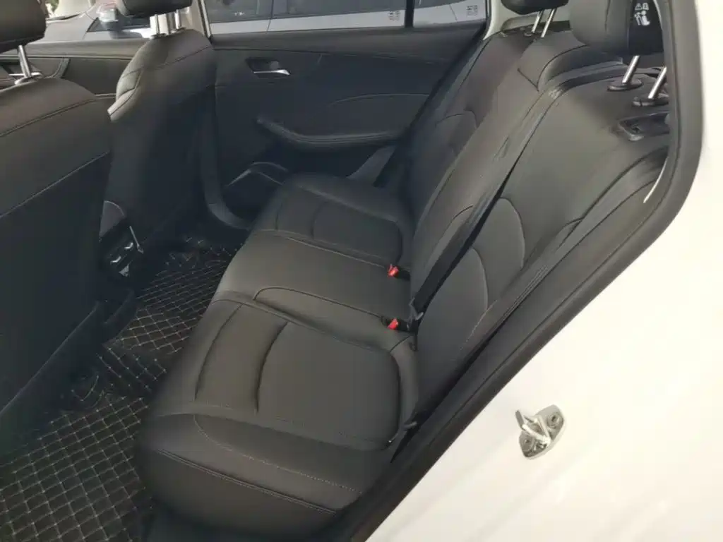 Roewe i5 2026 2026 1.5L CVT Luxury