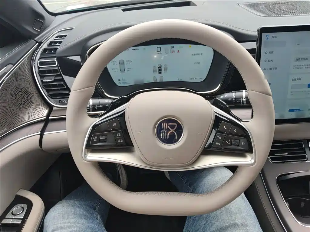 BYD Han 2025 DM-i Smart Driving Edition 125KM LiDAR Flagship фото 11